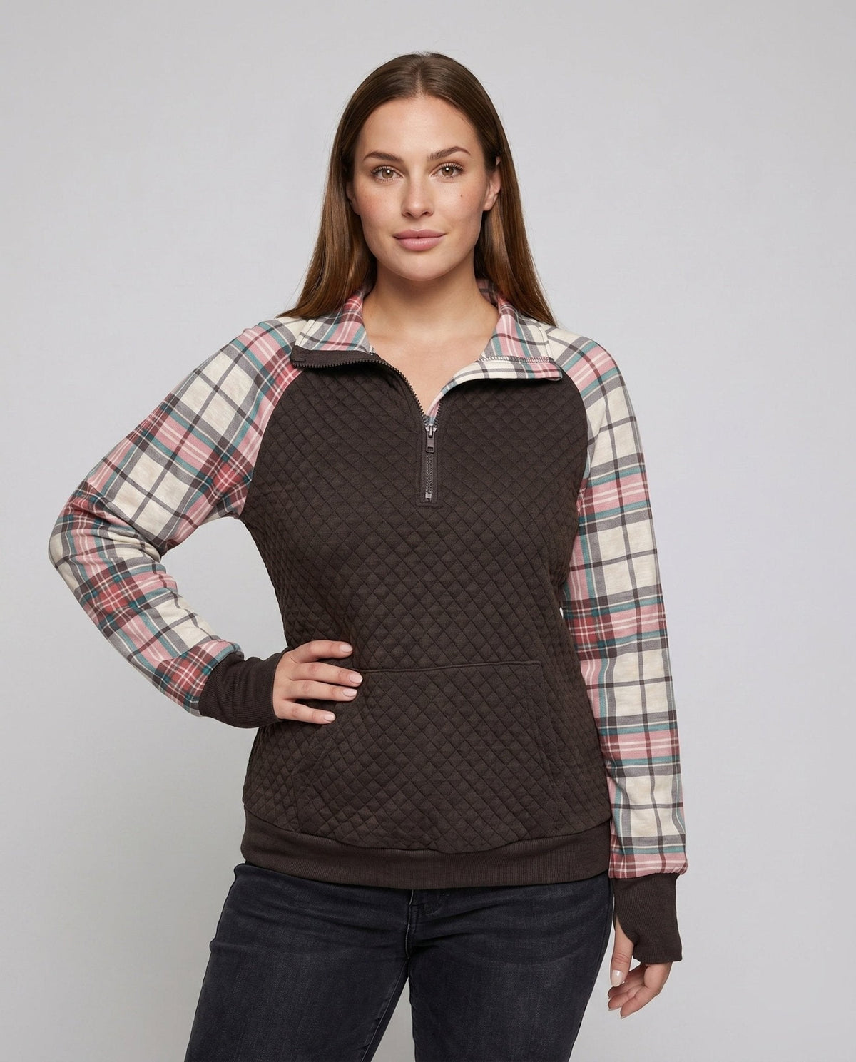 Women's sweatshirt with checkered sleeves and zipper - Chichicherry