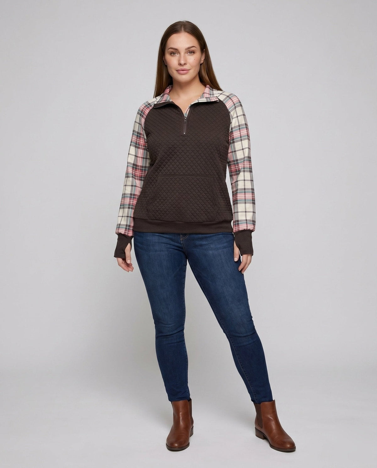 Women's sweatshirt with checkered sleeves and zipper - Chichicherry