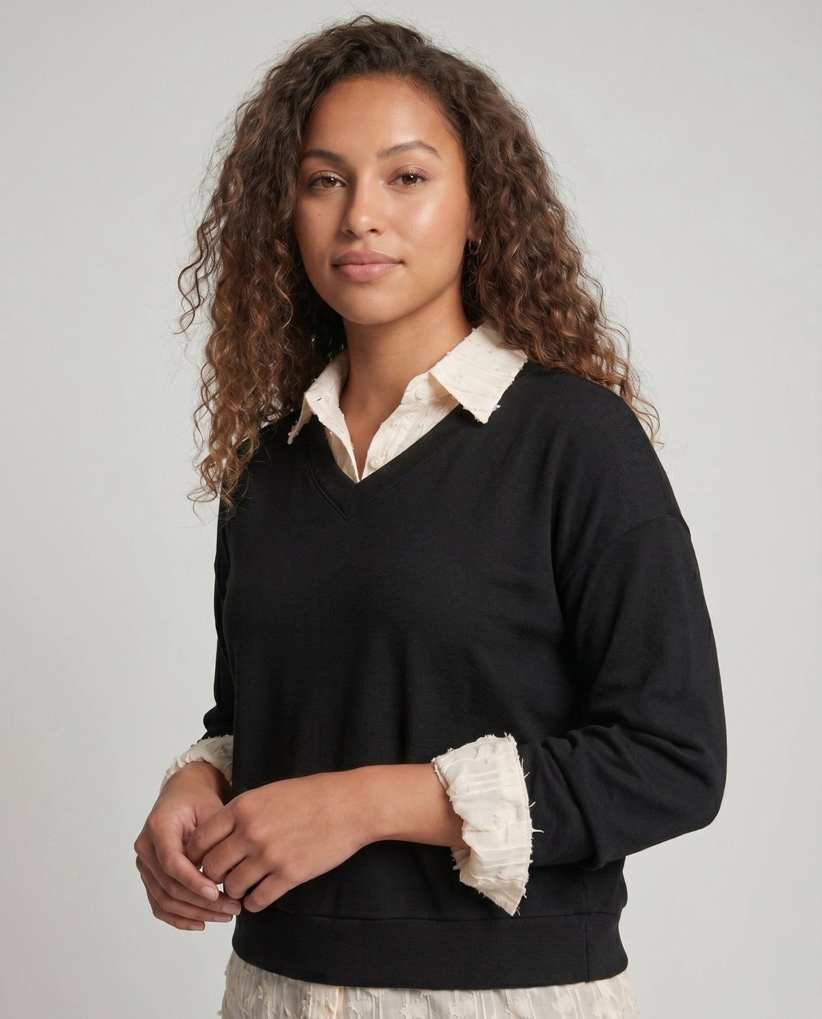 Women's sweatshirt with decorative shirt insert and casual V-neck - Chichicherry
