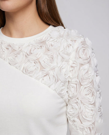 Women's sweatshirt with elegant floral details - Chichicherry
