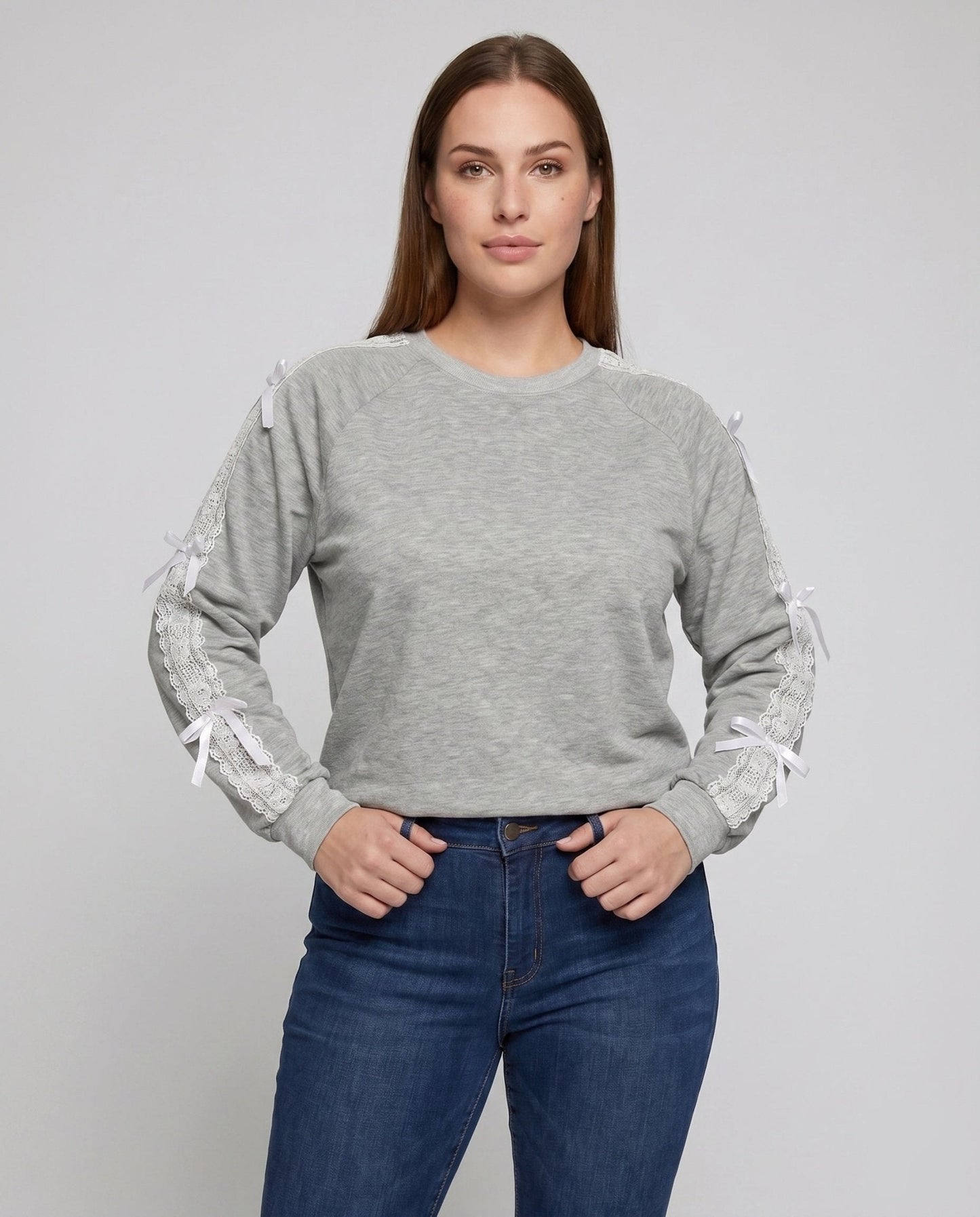 Women's sweatshirt with fine lace accents and decorative bows - Chichicherry
