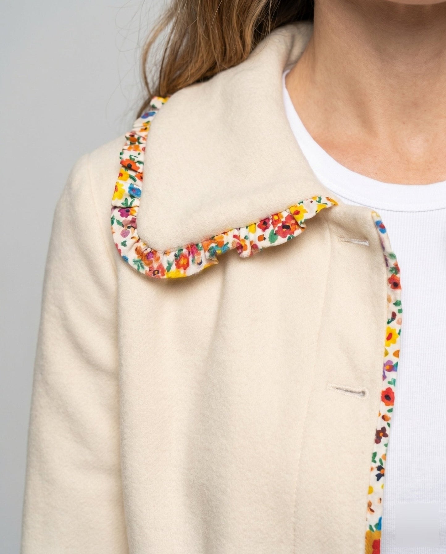 Women's timeless blazer jacket with colorful collar and elegant button details - Chichicherry