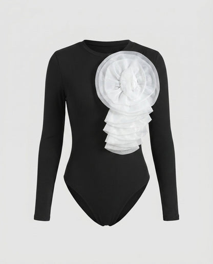 Women's top with elegant ruffles and refined sleeves - Chichicherry