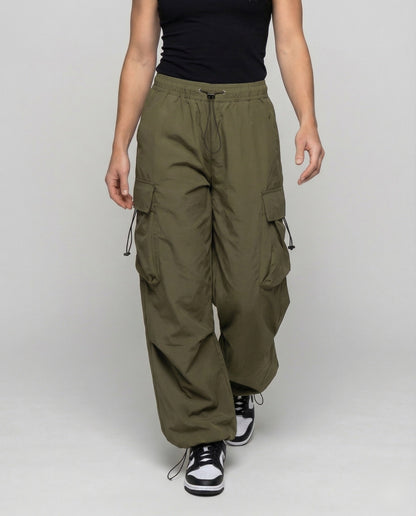 Women's Utility Street Pants with Patch Pockets - lower body detail